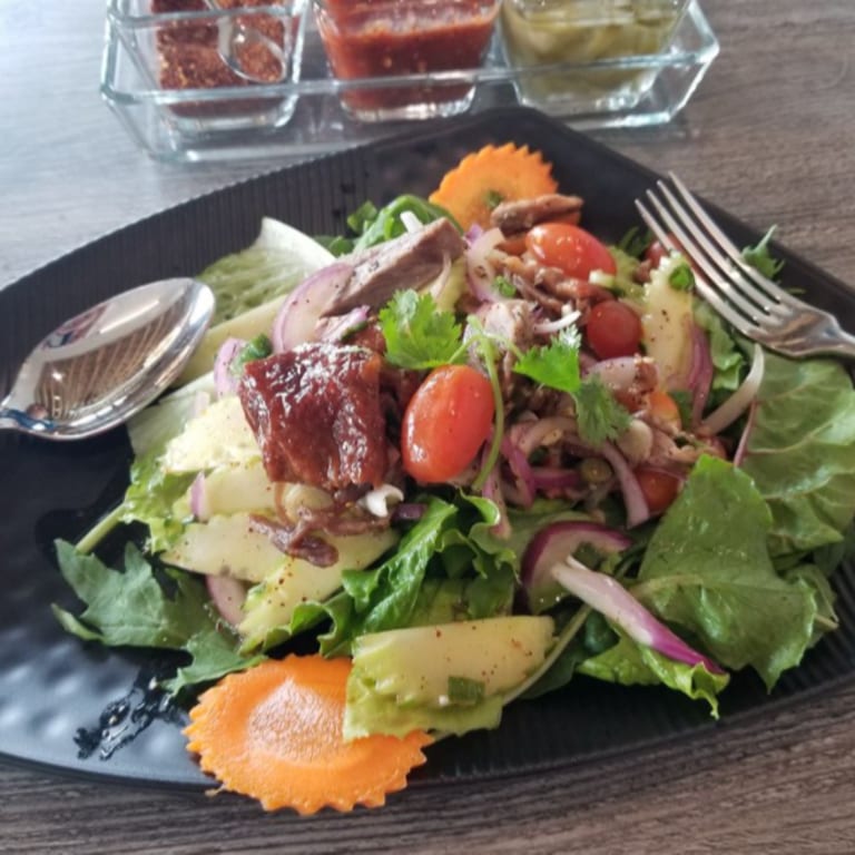 Thai Curry Delights: A Flavorful Experience